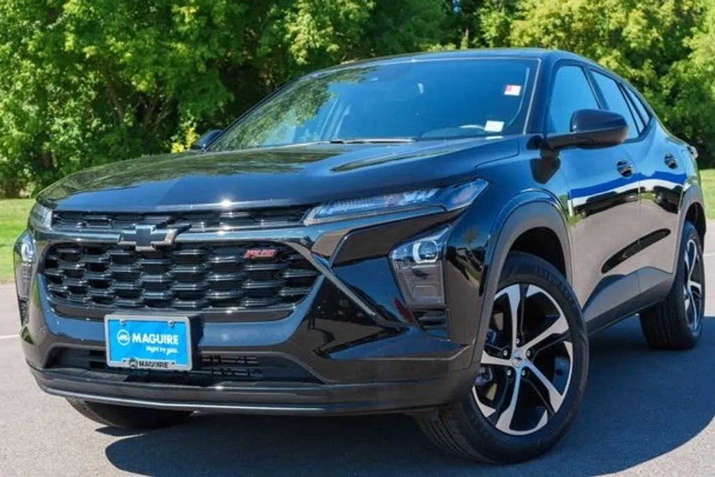 2025 Chevrolet Trax photo 1