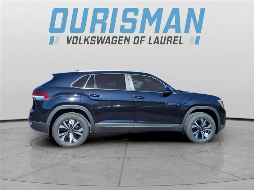 2026 Volkswagen Atlas Cross Sport SE photo 1