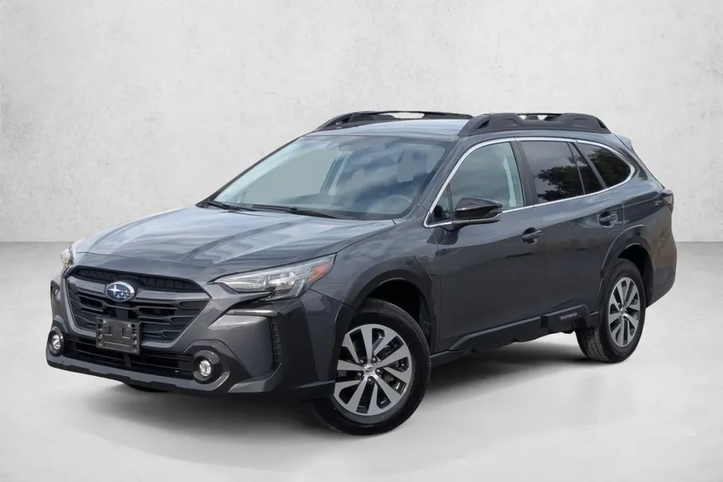 2023 Subaru Outback Premium photo 1