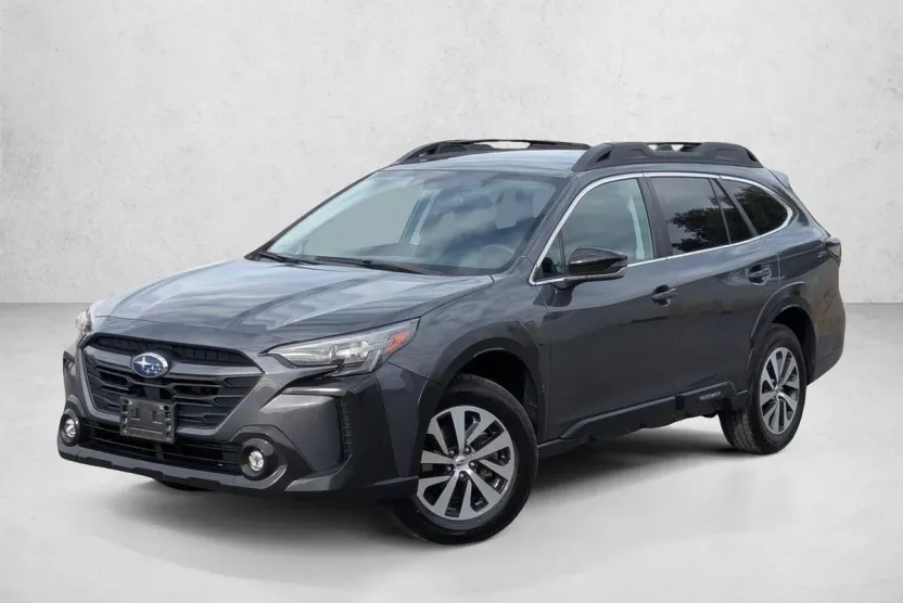2023 Subaru Outback Premium photo 1
