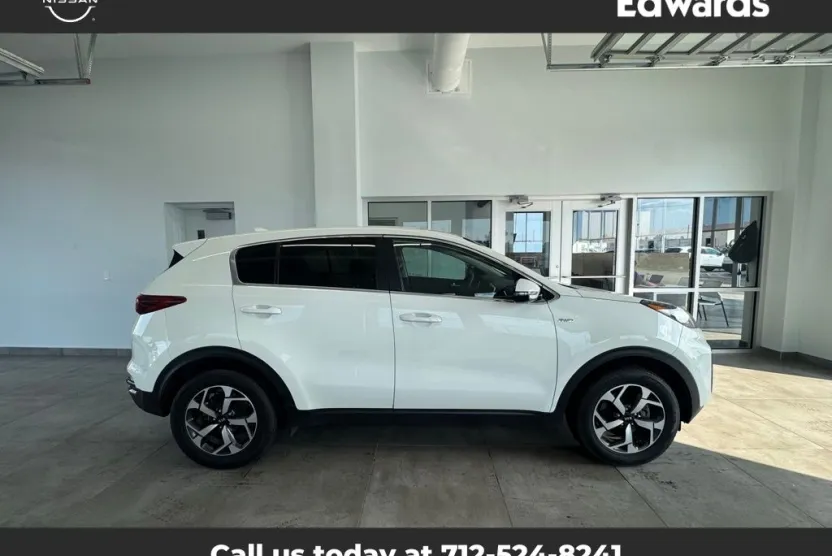 2021 Kia Sportage LX photo 1