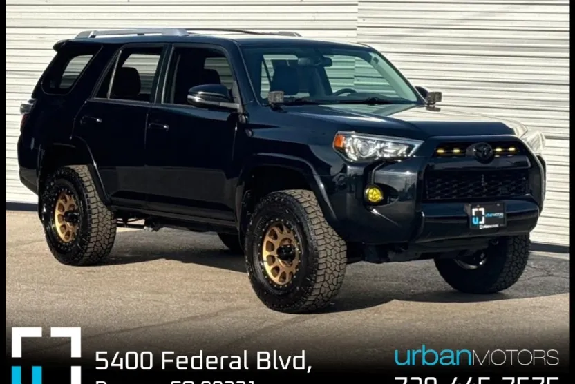2017 Toyota 4Runner SR5 Premium 4WD photo 1