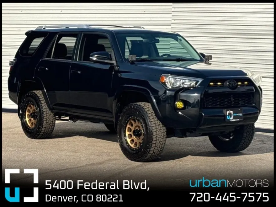 2017 Toyota 4Runner SR5 Premium 4WD photo 1