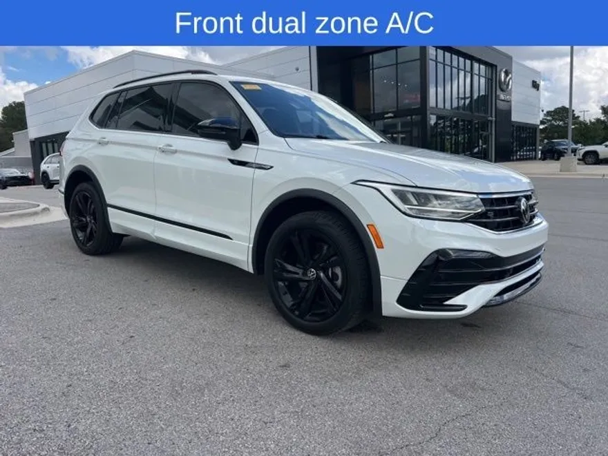 2023 Volkswagen Tiguan SE R-Line Black photo 1