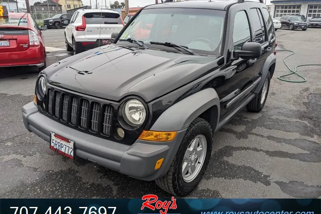 2005 Jeep Liberty Sport photo 1