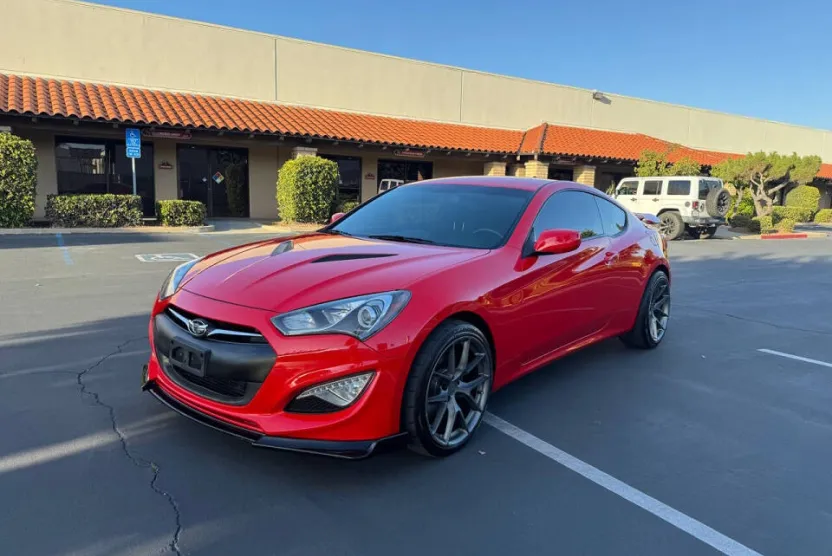 2013 Hyundai Genesis Coupe 2.0T photo 1