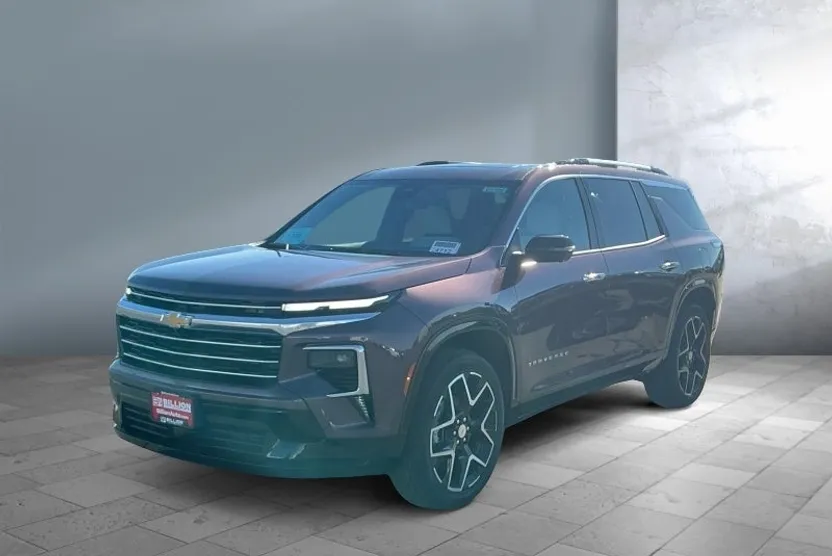 2026 Chevrolet Traverse High Country photo 1