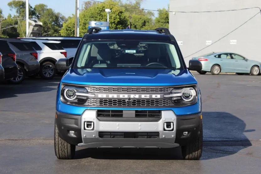 2025 Ford Bronco Sport Badlands photo 1