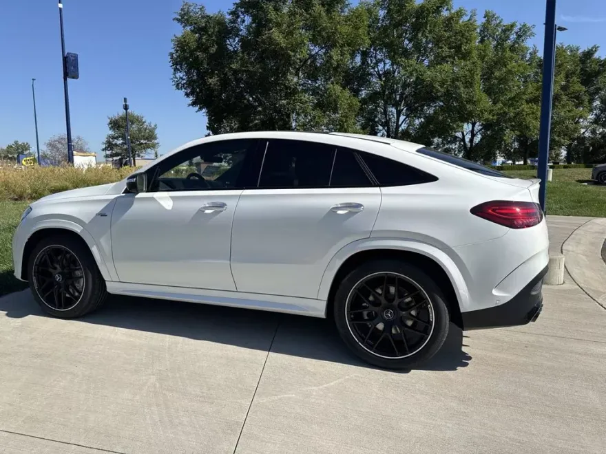 2026 Mercedes Benz GLE 53 AMG 4MATIC photo 1