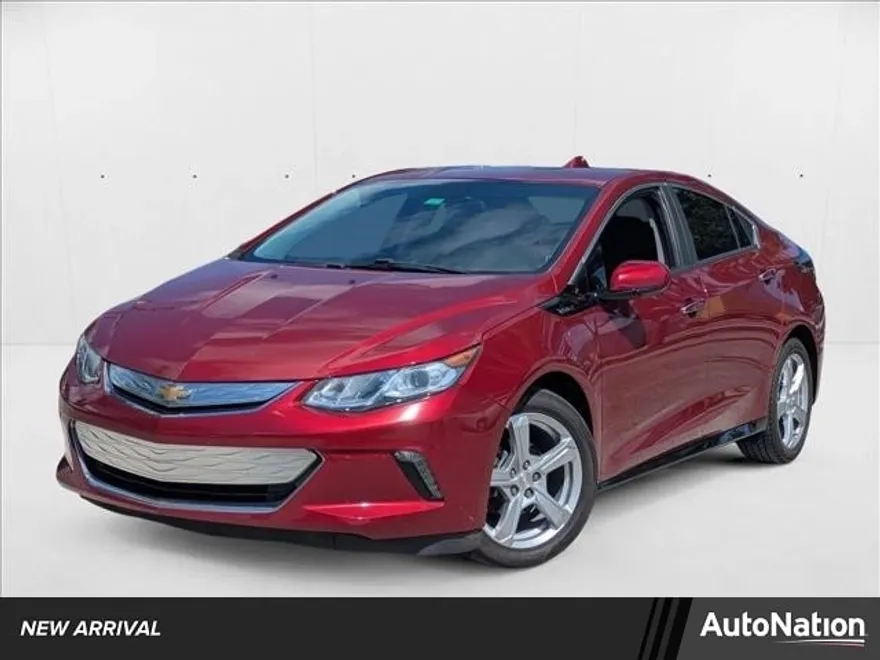 2018 Chevrolet Volt LT photo 1