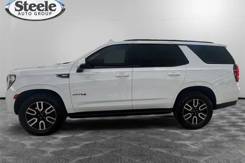 2022 Gmc Yukon AT4 photo 1