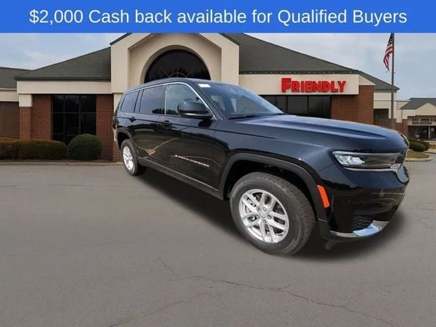 2025 Jeep Grand Cherokee Laredo photo 1