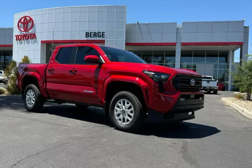 2025 Toyota Tacoma SR5 Double Cab photo 1