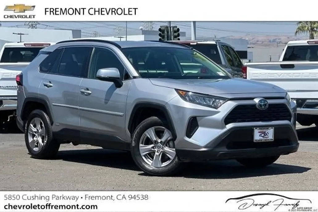 2022 Toyota RAV4 Hybrid LE photo 1