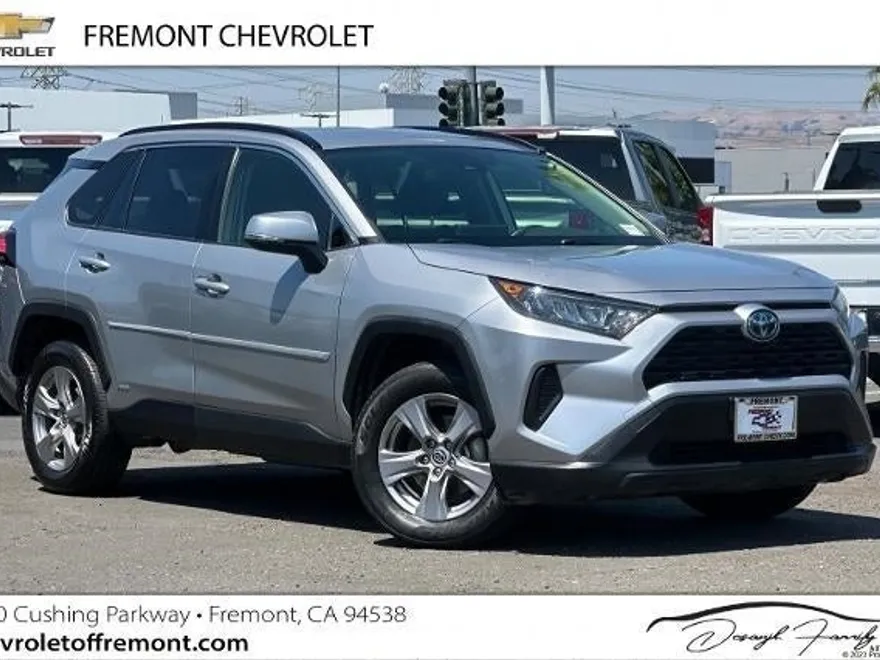 2022 Toyota RAV4 Hybrid LE photo 1