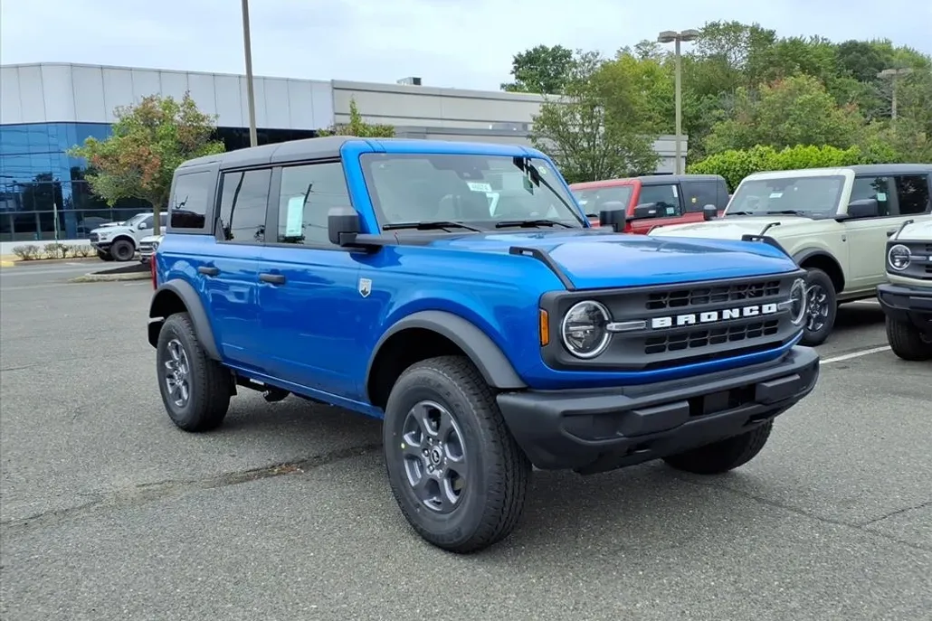 2025 Ford Bronco Big Bend photo 1