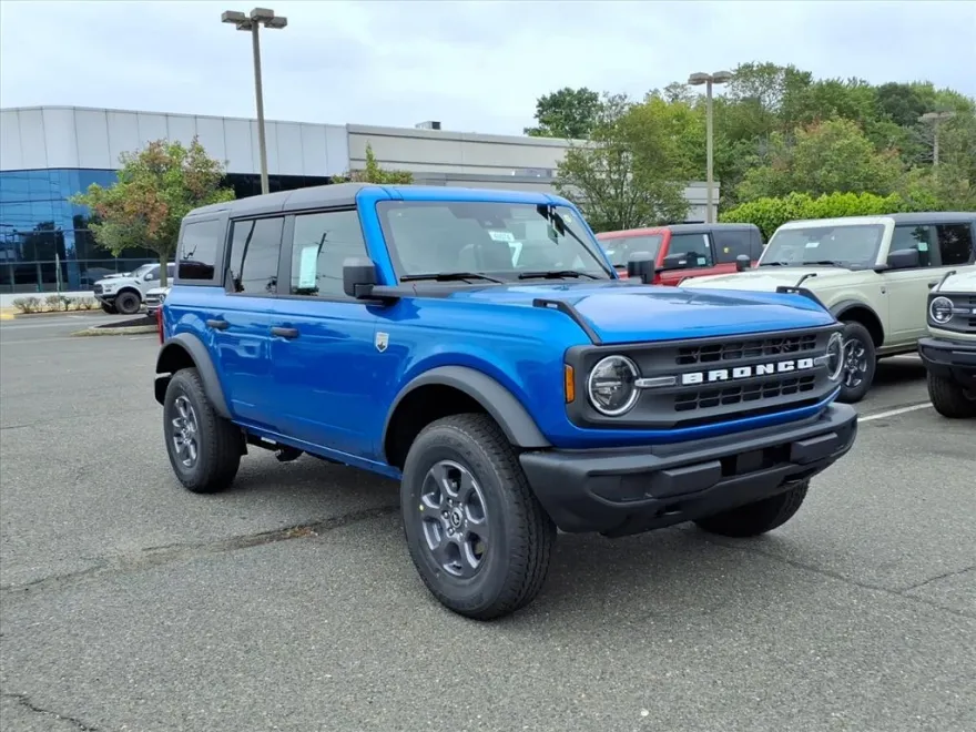 2025 Ford Bronco Big Bend photo 1