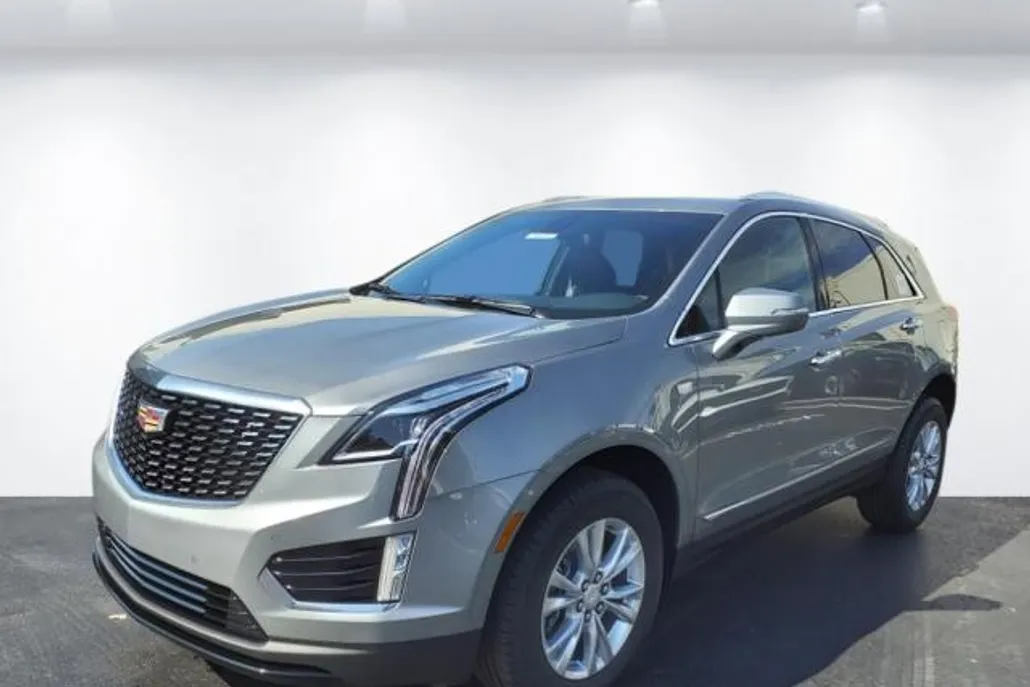 2025 Cadillac XT5 Luxury photo 1
