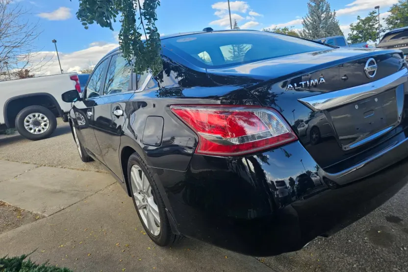 2013 Nissan Altima 3.5 SL photo 1