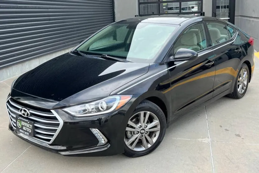 2017 Hyundai Elantra SE Tech Limited photo 1
