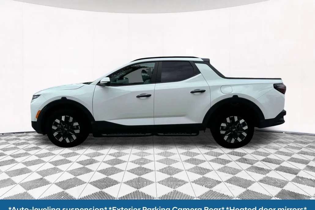 2025 Hyundai Santa Cruz SEL photo 1
