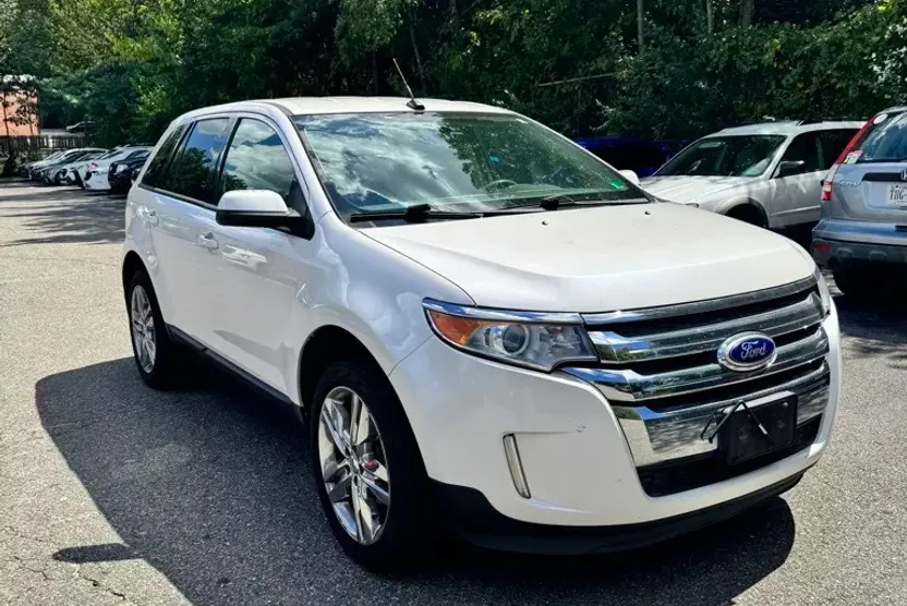 2014 Ford Edge SEL photo 1