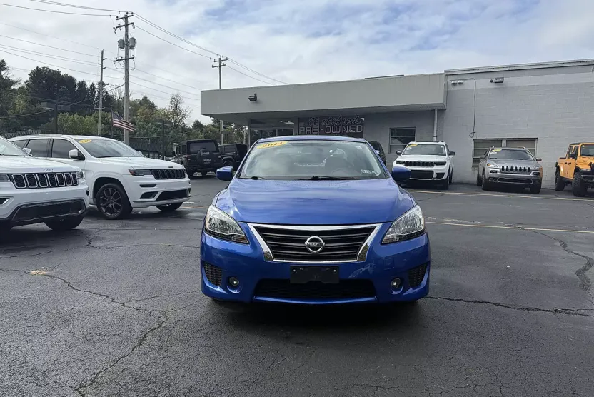 2014 Nissan Sentra SR photo 1