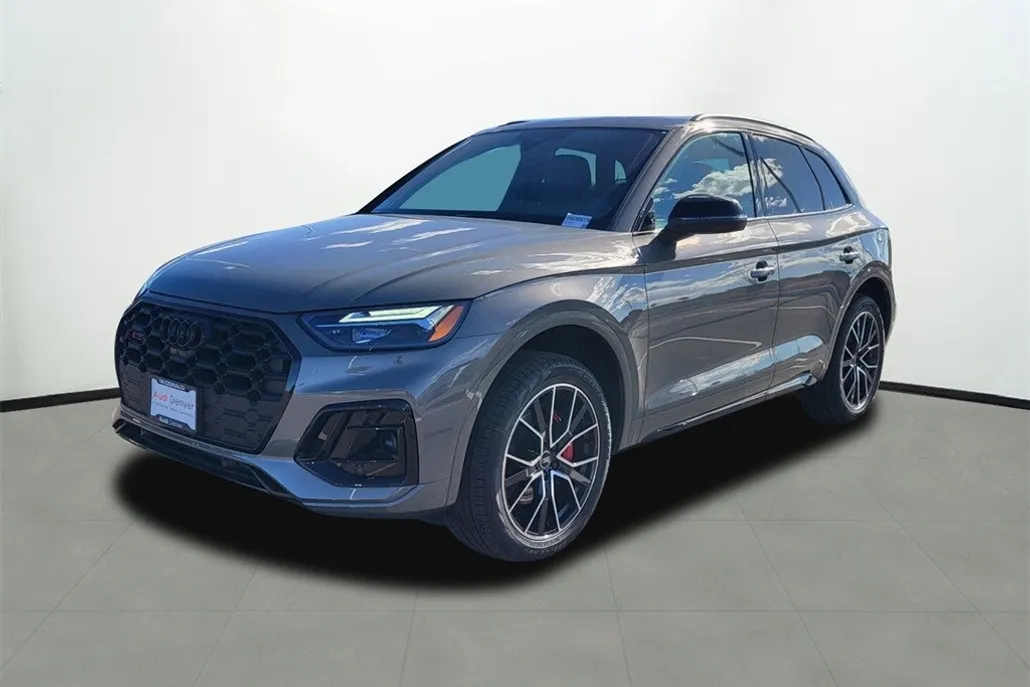 2025 Audi SQ5 Premium Plus photo 1