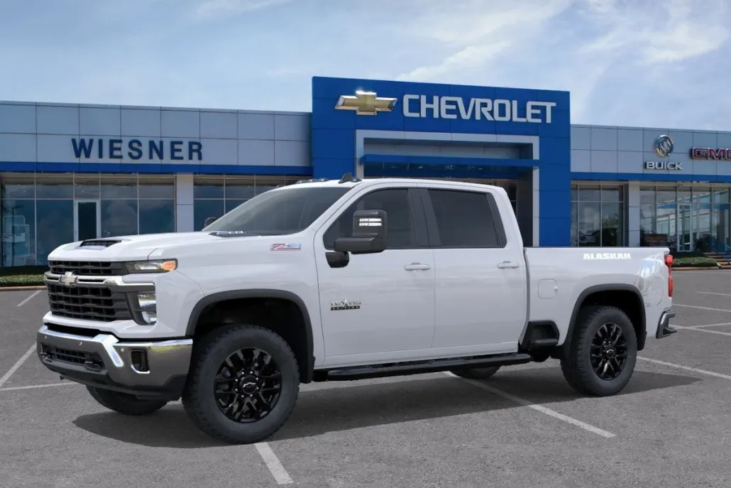 2026 Chevrolet Silverado 2500HD LT photo 1