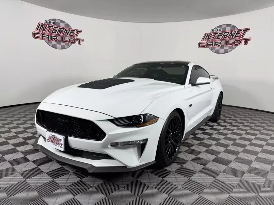 2020 Ford Mustang GT Premium photo 1
