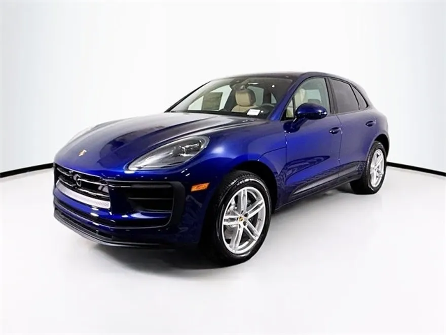 2025 Porsche Macan T photo 1