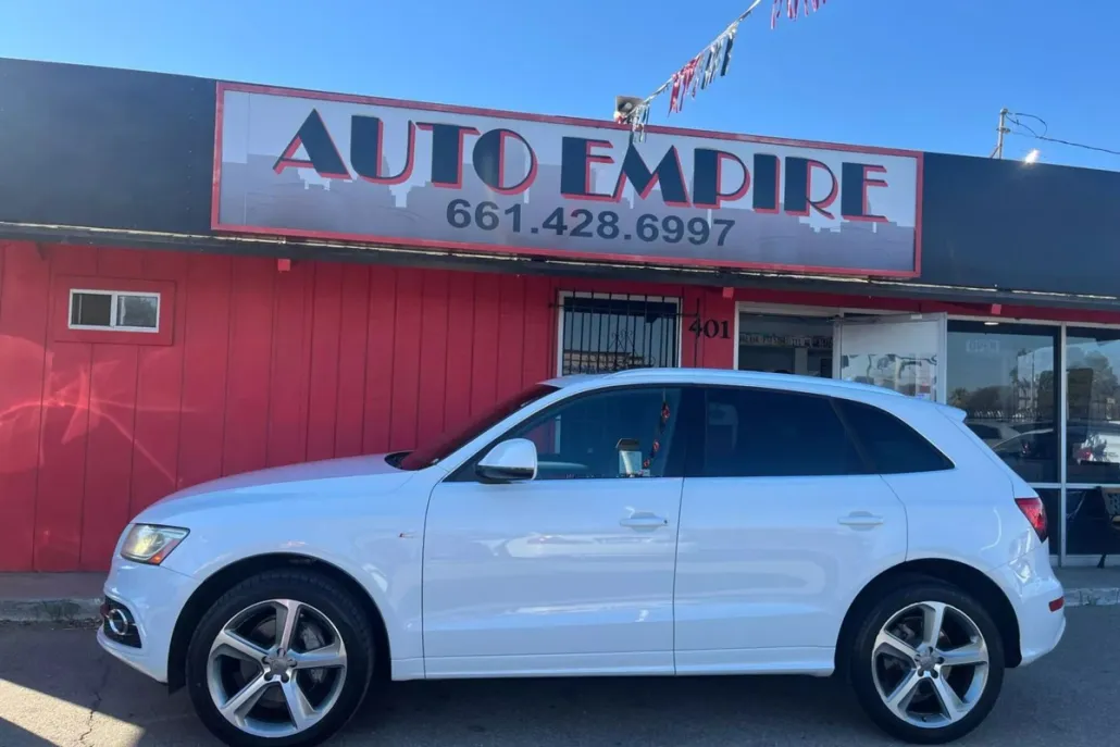 2013 Audi Q5 3.0T Prestige photo 1