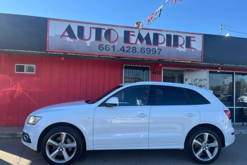 2013 Audi Q5 3.0T Prestige photo 1