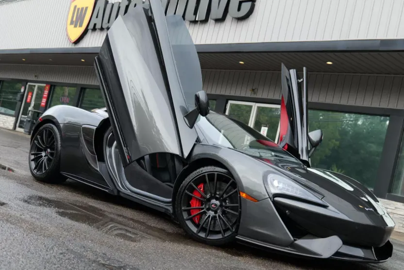 2016 Mclaren 570S Coupe S photo 1