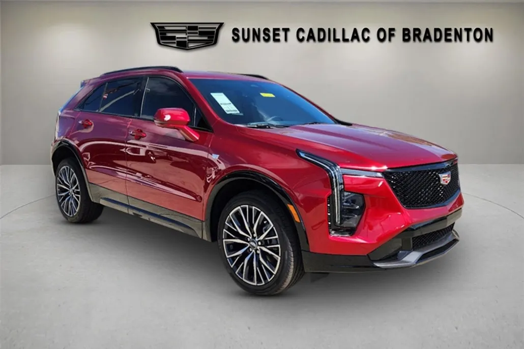 2025 Cadillac XT4 Sport photo 1