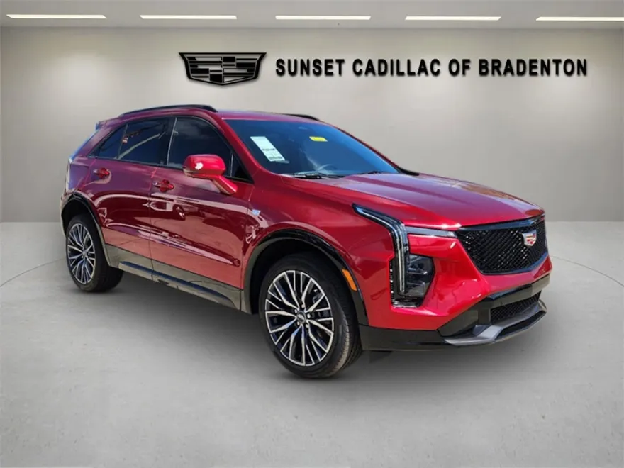 2025 Cadillac XT4 Sport photo 1
