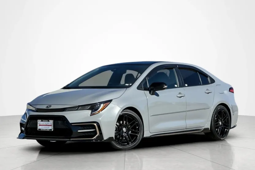 2022 Toyota Corolla SE photo 1