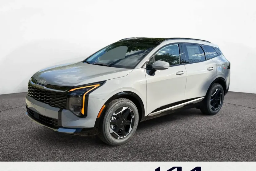 2026 Kia Sportage SX photo 1