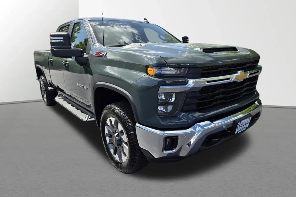 2025 Chevrolet Silverado 2500HD LT photo 1