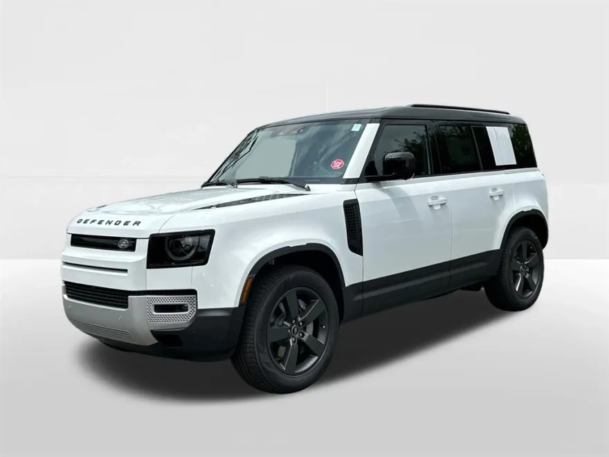 2025 Land Rover Defender 110 S photo 1