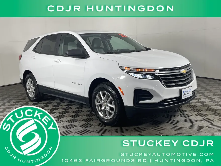 2022 Chevrolet Equinox LS photo 1