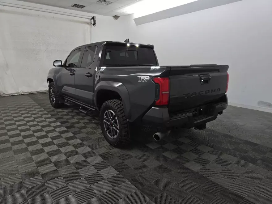 2024 Toyota Tacoma TRD Sport Double Cab photo 1