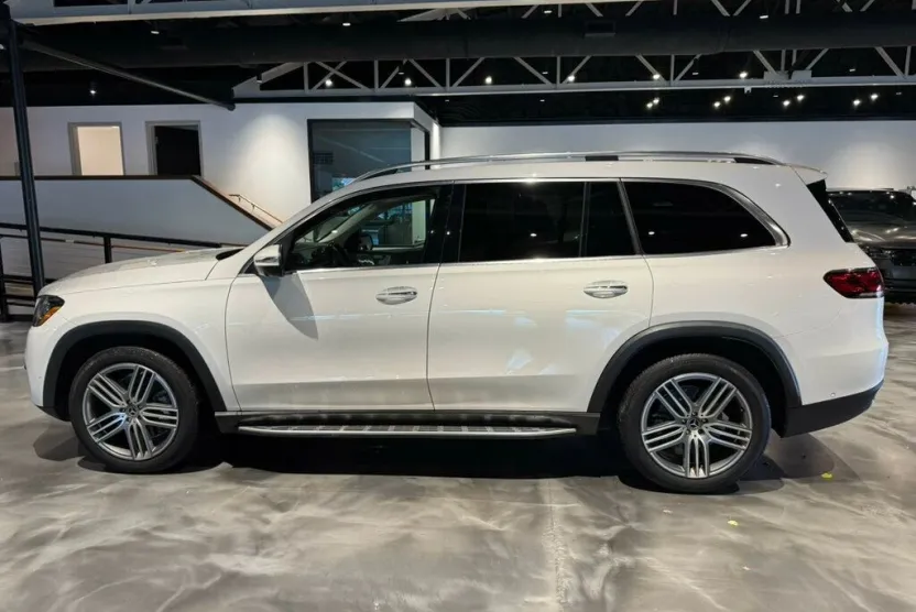 2021 Mercedes Benz GLS 450 photo 1