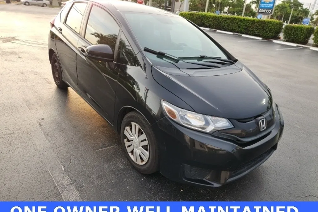 2015 Honda Fit LX photo 1