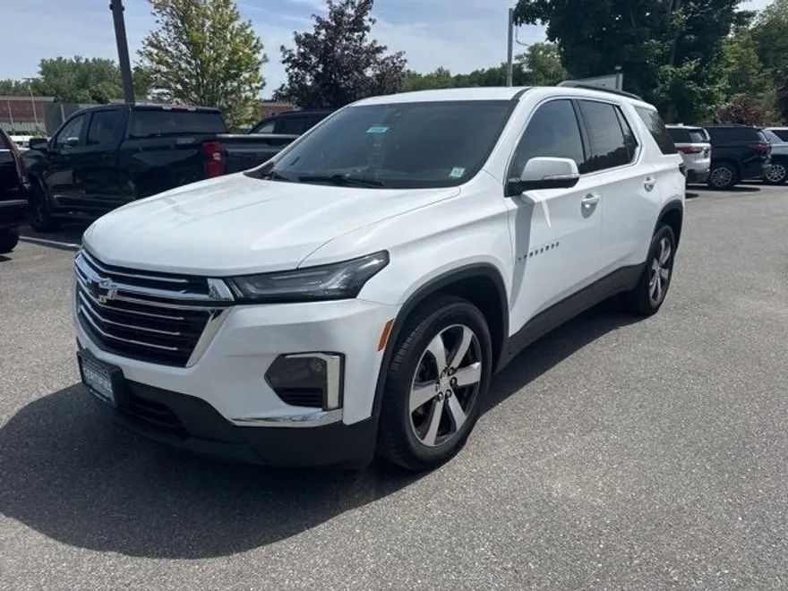 2022 Chevrolet Traverse Leather photo 1