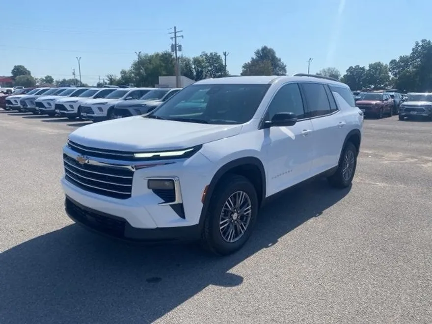 2026 Chevrolet Traverse photo 1