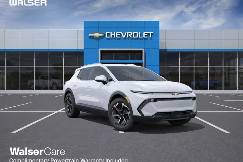 2026 Chevrolet Equinox EV 1LT photo 1