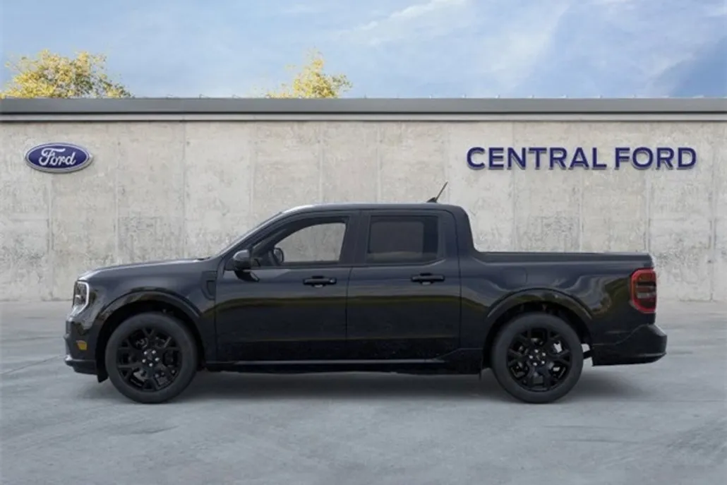2025 Ford Maverick photo 1