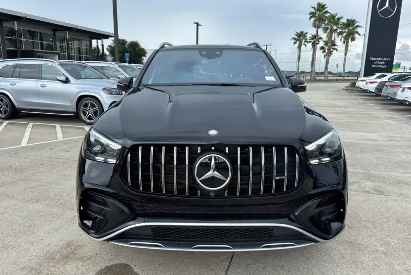2025 Mercedes Benz GLE 53 AMG photo 1