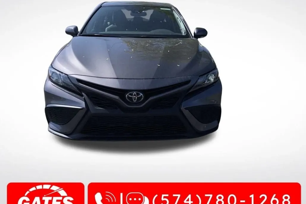 2024 Toyota Camry SE photo 1